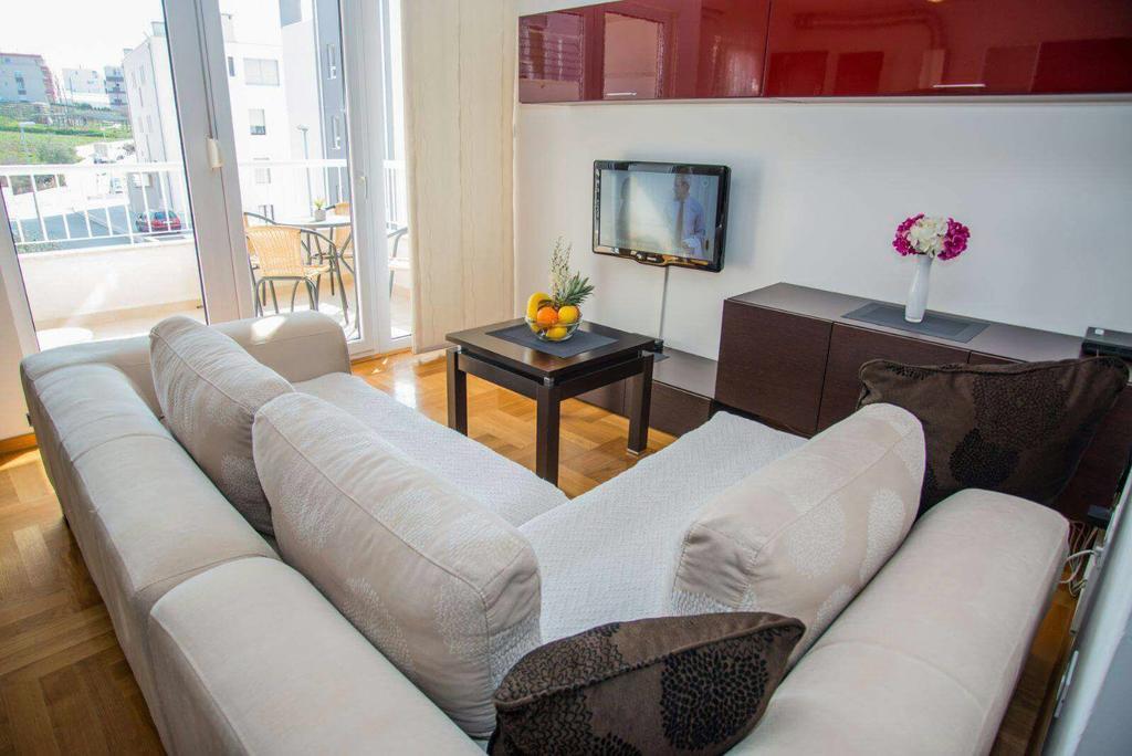 Antonio Apartments On The Beach سبليت المظهر الخارجي الصورة